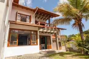 Pineapples Floripa - Casa Pet-Friendly para 4 pessoas com 2 quartos em condomínio de frente a Praia Mole